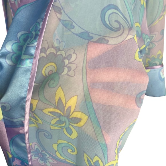 Vintage Delicates Nightgown & Robe Set - Picture 10 of 13